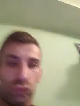 Snapshot of Davlupweed93 chatting on 10/19/25, 12:39 Davlupweed93 online show from 10/19/25, 12:39