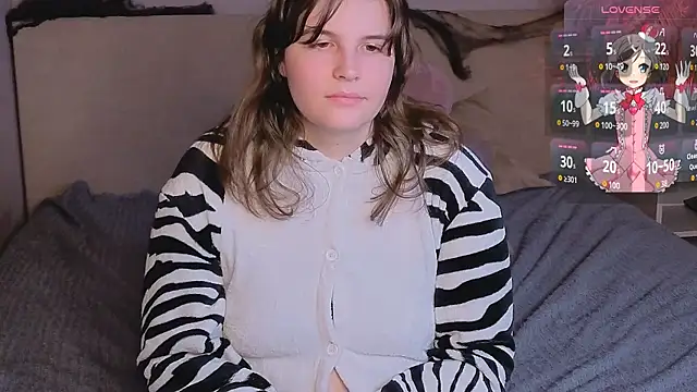 Ruyjin Choi online show from 10/27/25, 10:30