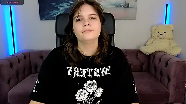 Ruyjin Choi online show from 11/04/25, 10:25