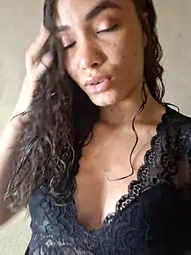 HelenHoltz online show from 10/20/25, 03:56