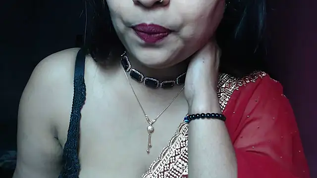 Snapshot of _Kamakshi chatting on 01/10/25, 06:28 Kamakshi online show from 01/10/25, 06:28