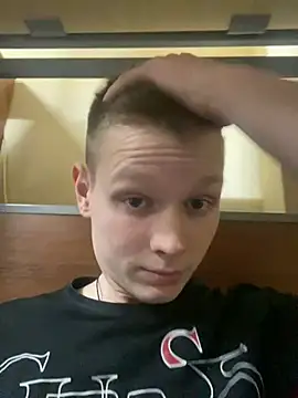 fameboyboo online show from 01/03/25, 03:01