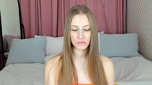 Snapshot of BritneyCruze chatting on 02/03/25, 02:34 BritneyCruze online show from 02/03/25, 02:34