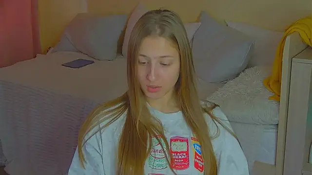 BritneyCruze online show from 10/10/25, 12:37