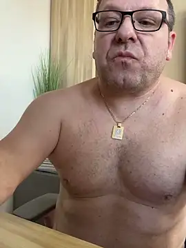 coupleLatinaLovers online show from 01/13/25, 09:52