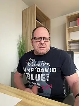 coupleLatinaLovers online show from 02/11/25, 10:48