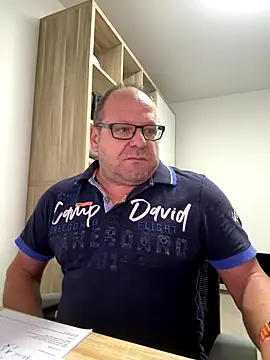 coupleLatinaLovers online show from 10/07/25, 05:04