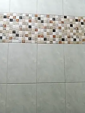 Snapshot of morenogato100 chatting on 11/10/25, 09:36 morenogato100 online show from 11/10/25, 09:36