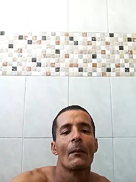 Snapshot of morenogato100 chatting on 11/18/25, 09:58 morenogato100 online show from 11/18/25, 09:58