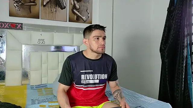 Sexy Alejandro  online show from 12/27/24, 12:45