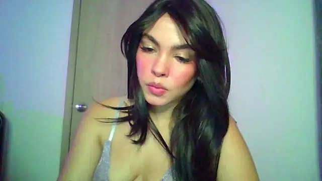 Kiri Cutee online show from 10/24/25, 04:31