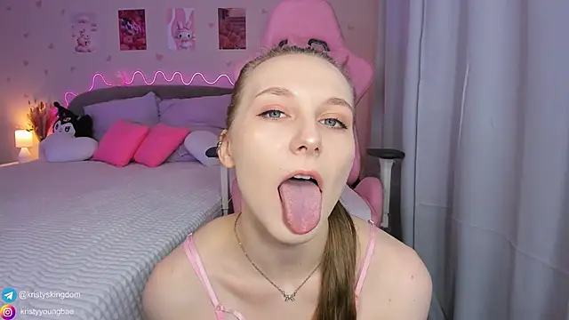 Kate Clover online show from 02/16/25, 04:53