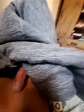 Snapshot of magrin_ chatting on 03/08/25, 10:22 magrin  online show from 03/08/25, 10:22