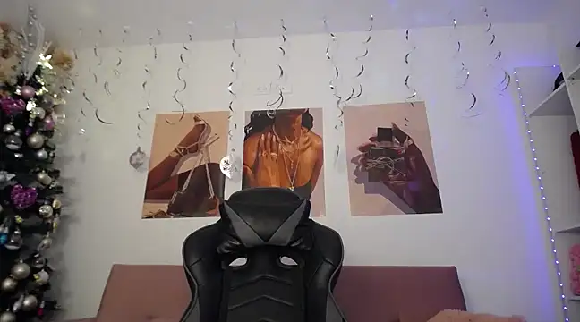 catalinapalencia online show from 12/06/24, 06:39