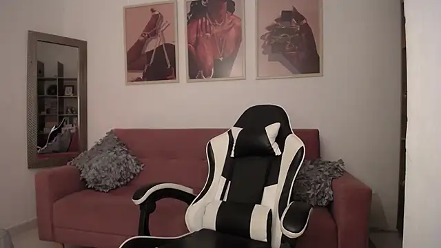 catalinapalencia online show from 11/04/25, 07:13