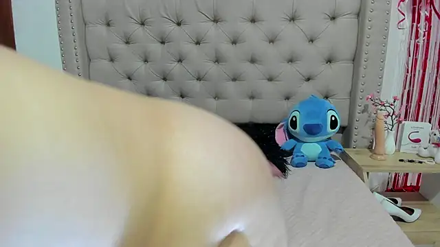 AngeleRoux online show from 02/23/25, 09:00