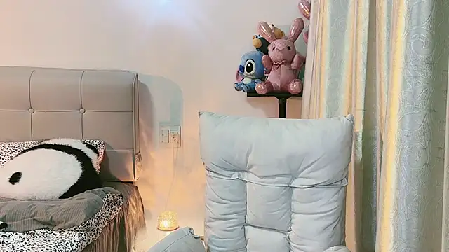 Fairy-HF online show from 02/22/25, 01:02