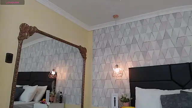 JustinePerry online show from 10/07/25, 03:25