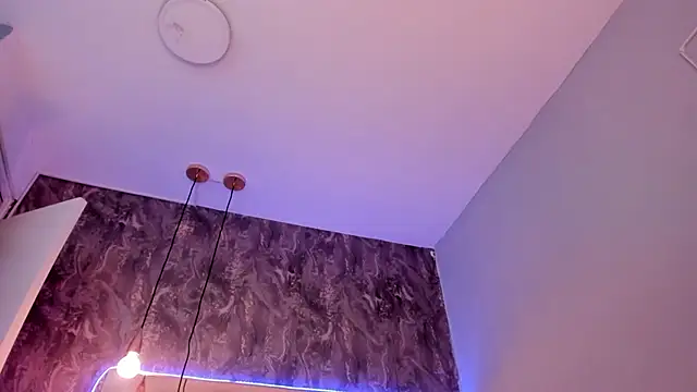 Snapshot of megan_100 chatting on 01/09/25, 10:09 megan 100 online show from 01/09/25, 10:09