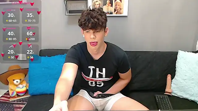 Snapshot of Angelo-cianuro- chatting on 03/13/25, 12:05 Angelo-cianuro- online show from 03/13/25, 12:05