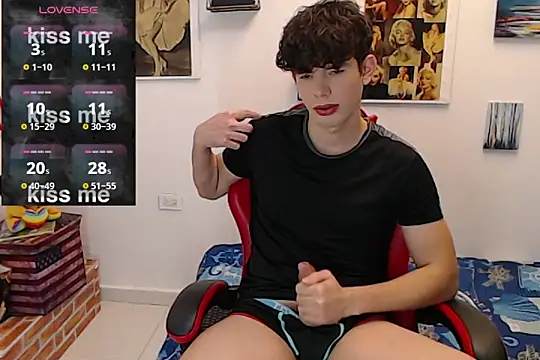 Snapshot of Angelo-cianuro- chatting on 09/09/25, 10:31 Angelo-cianuro- online show from 09/09/25, 10:31