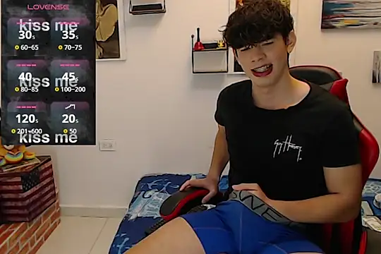 Snapshot of Angelo-cianuro- chatting on 09/26/25, 09:19 Angelo-cianuro- online show from 09/26/25, 09:19