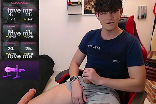 Snapshot of Angelo-cianuro- chatting on 11/14/25, 11:35 Angelo-cianuro- online show from 11/14/25, 11:35