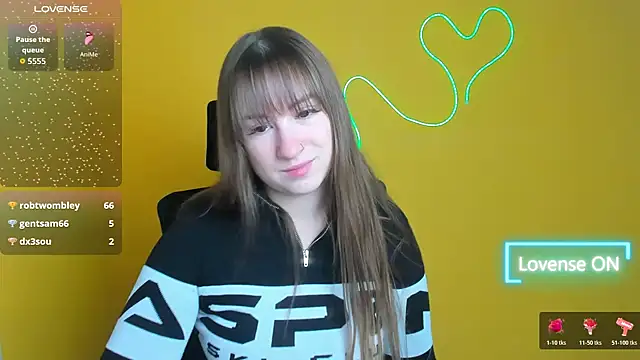 Evelina GG online show from 10/19/25, 05:52