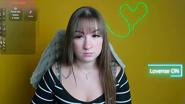 Evelina GG online show from 10/26/25, 12:22