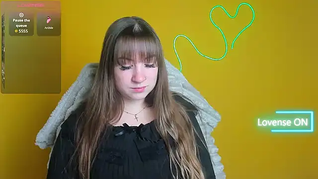 Evelina GG online show from 11/10/25, 06:45