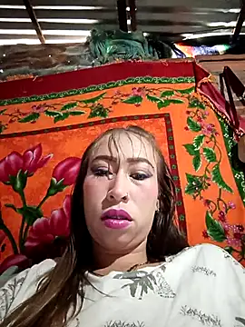 samy-blonde online show from 10/17/25, 12:41