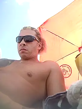 Lovely milk online show from 10/16/25, 09:10