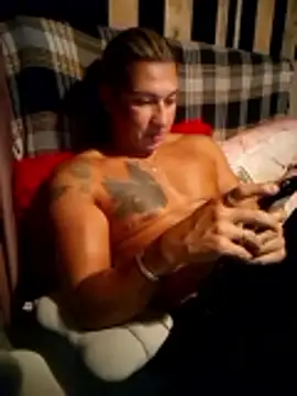 Lovely milk online show from 11/12/25, 03:01