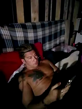 Lovely milk online show from 11/17/25, 09:31