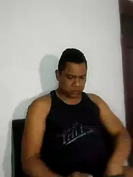 Snapshot of latinblack01 chatting on 12/09/24, 07:39 latinblack01 online show from 12/09/24, 07:39