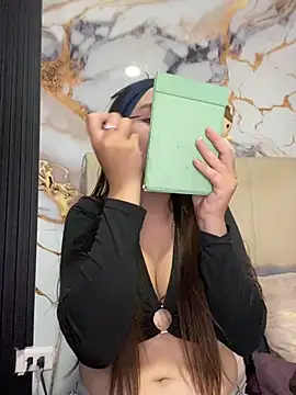 angel natural online show from 11/10/25, 07:57