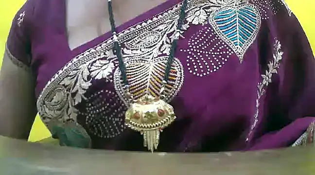 Snapshot of LOVE-SUSHILA chatting on 01/20/25, 04:54 LOVE-SUSHILA online show from 01/20/25, 04:54