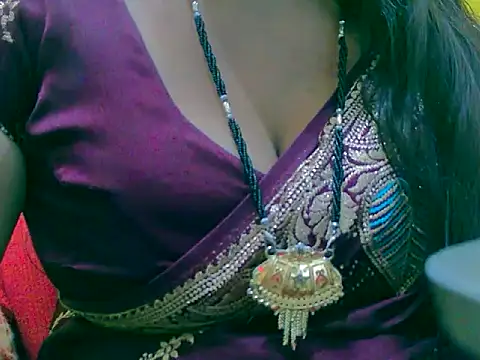 Snapshot of LOVE-SUSHILA chatting on 03/10/25, 06:38 LOVE-SUSHILA online show from 03/10/25, 06:38