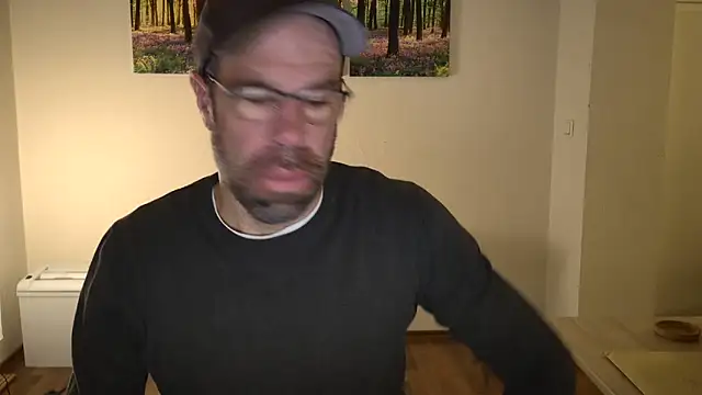 Snapshot of Harry_Boldt chatting on 10/23/25, 05:18 Harry Boldt online show from 10/23/25, 05:18