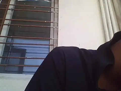 Snapshot of AuntyLover_BhabhiLover_ chatting on 02/05/25, 08:32 AuntyLover BhabhiLover online show from 02/05/25, 08:32