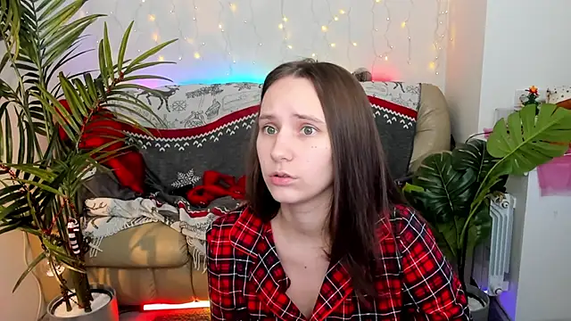 Snapshot of HotCaramellsTV chatting on 01/01/25, 05:00 HotCaramellsTV online show from 01/01/25, 05:00