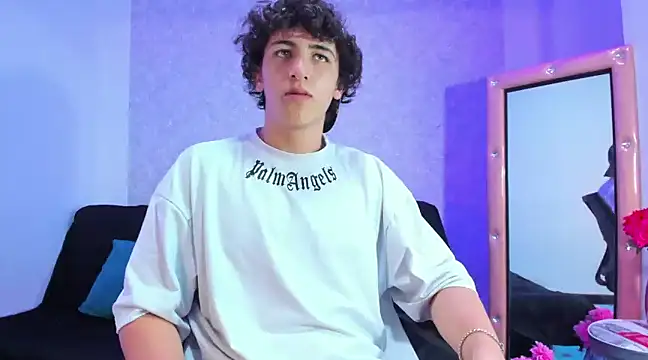 Kerverr  online show from 12/02/24, 01:47