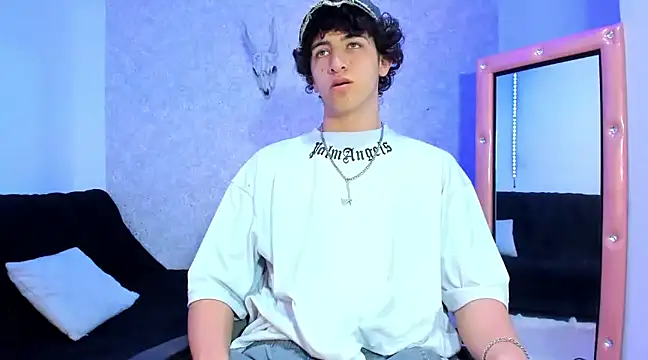 Kerverr  online show from 12/27/24, 06:24