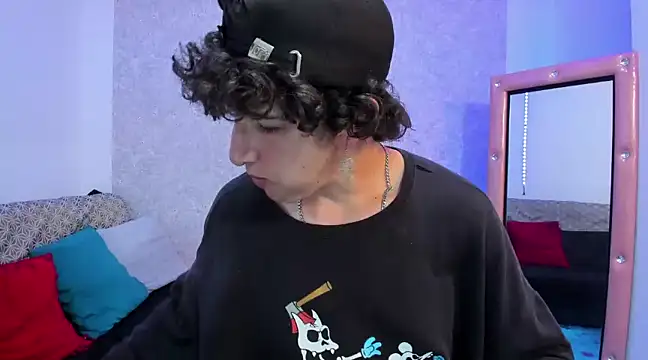 Kerverr  online show from 02/06/25, 02:33