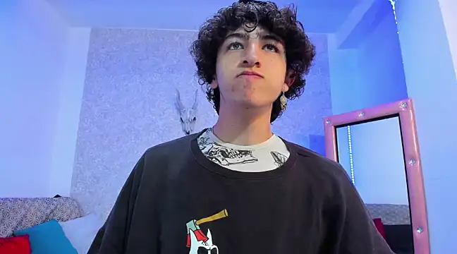 Kerverr  online show from 02/07/25, 01:01