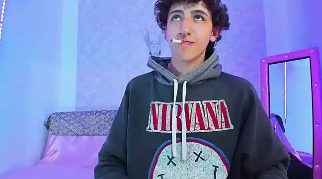 Kerverr  online show from 03/07/25, 09:59