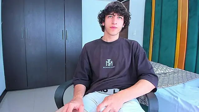 Kerverr  online show from 09/10/25, 05:57