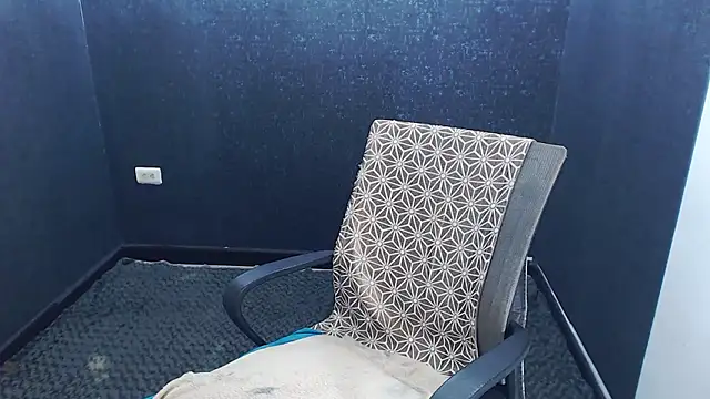 Kerverr  online show from 11/16/25, 04:12