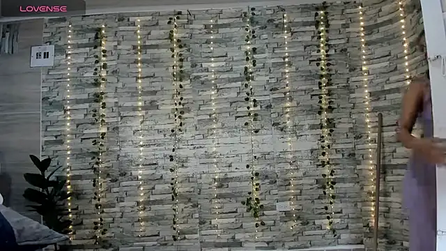 Candyscouples online show from 10/14/25, 11:11