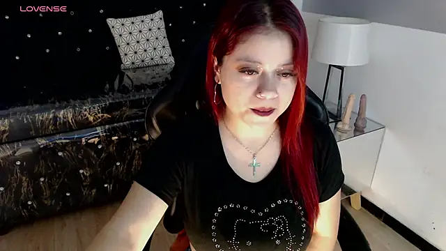 Snapshot of _Ambar72_b chatting on 12/12/24, 12:55 Ambar72 b online show from 12/12/24, 12:55